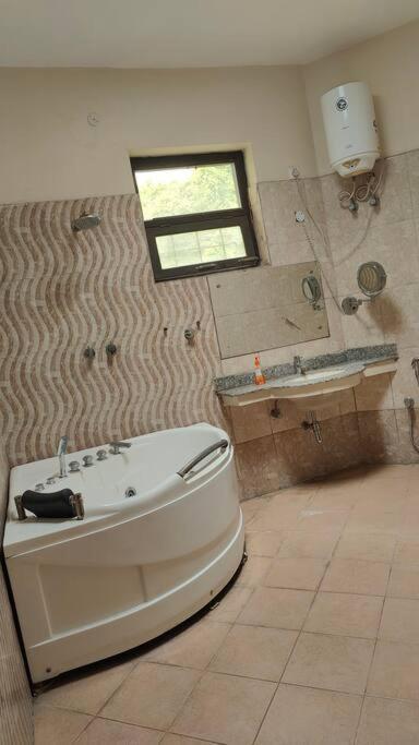 Basti House - Boutique Homestay لاكناو المظهر الخارجي الصورة