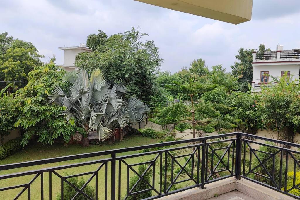 Basti House - Boutique Homestay لاكناو المظهر الخارجي الصورة