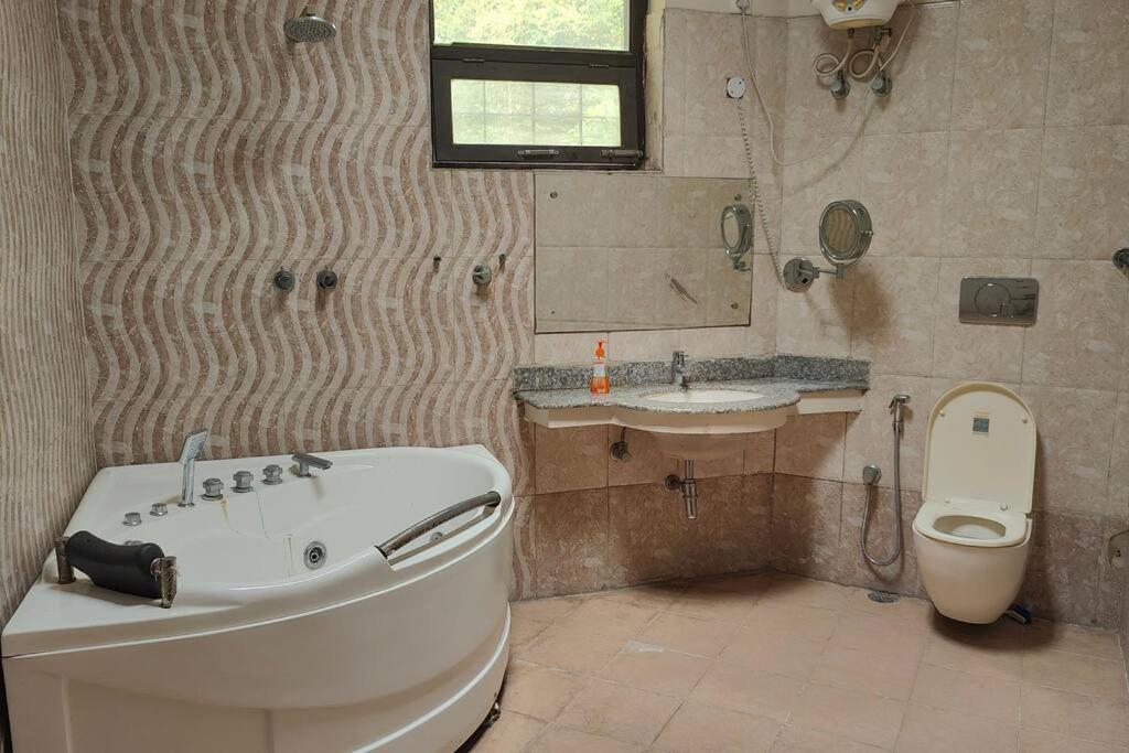 Basti House - Boutique Homestay لاكناو المظهر الخارجي الصورة